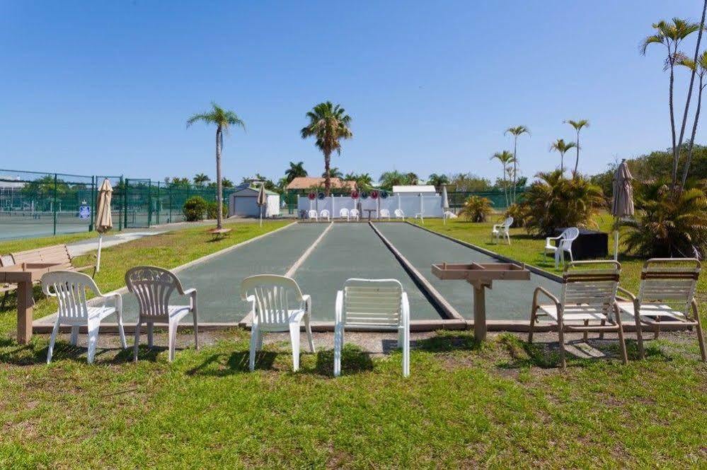 Resortquest At Bonita Beach And Tennis Club Боніта-Спрінгс Екстер'єр фото
